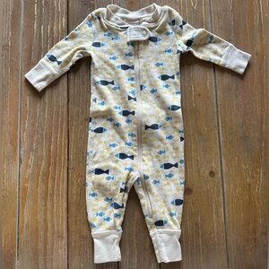 Hanna Andersson 0-3 month zip onesie footie
